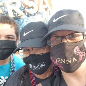 Meet your Posher, Jenna